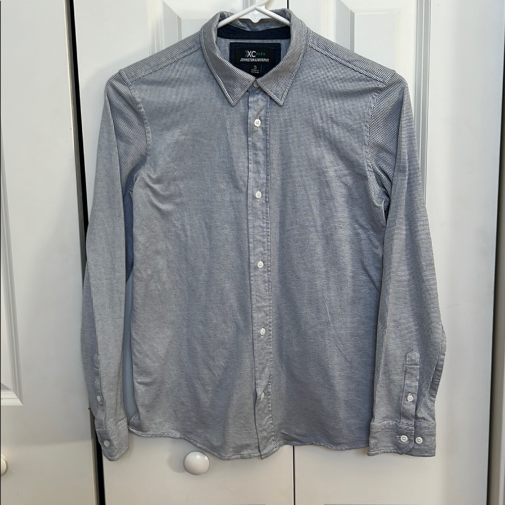 Boys XL Johnston & Murphy button front shirt